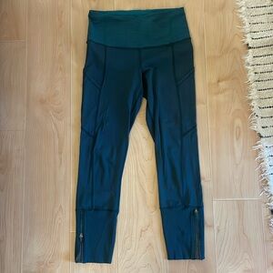 LuLulemon high rise leggings sz 4